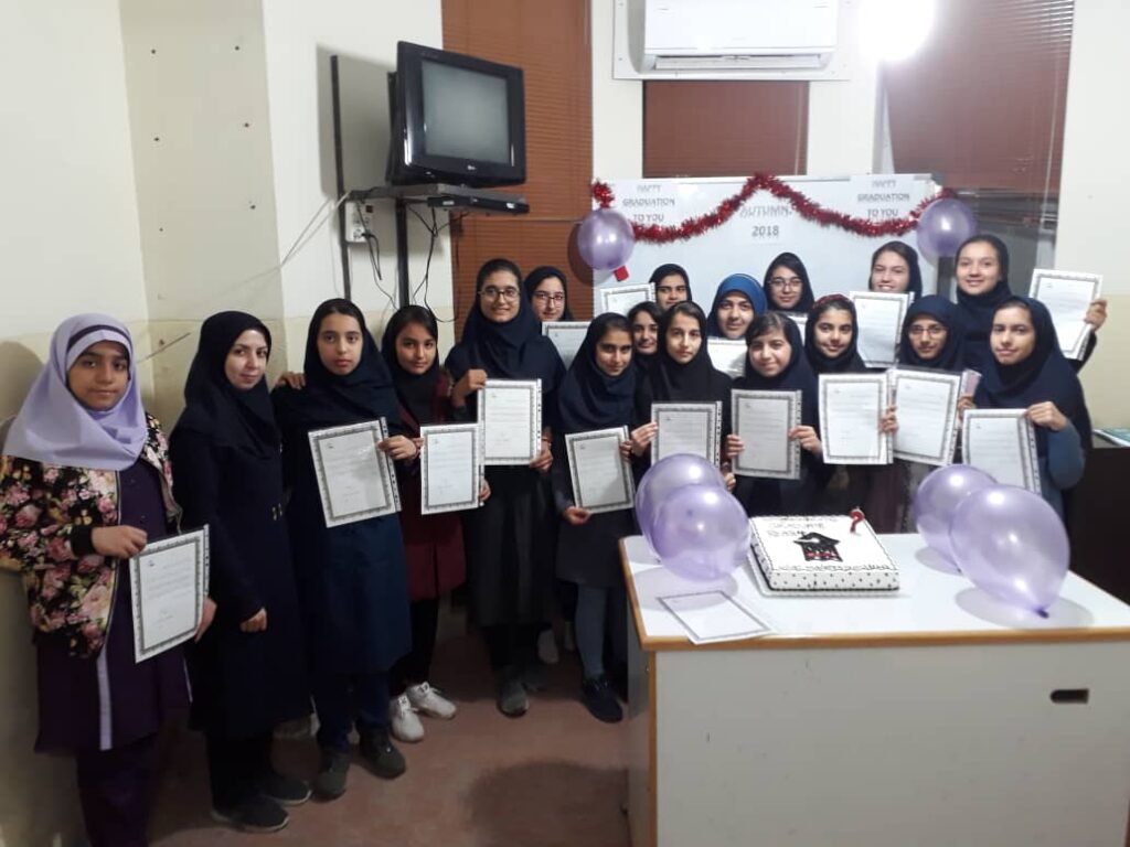 پک پذیرایی مخصوص مدارس و جشن فارغ‌التحصیلی