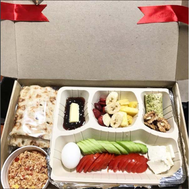 پک صبحانه شرکتی