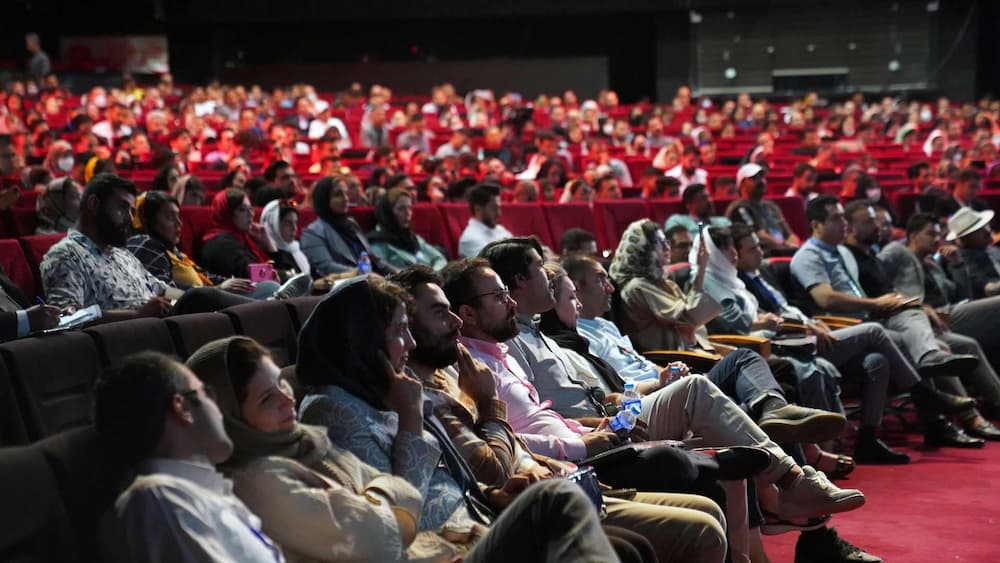 پک پذیرایی شیک برای همایش‌ها